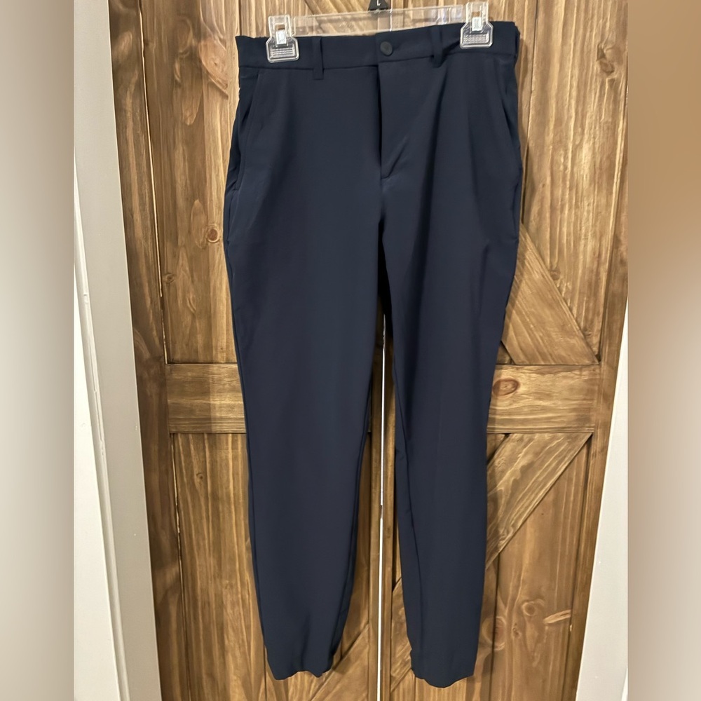 Mizzen+Main Helmsman Navy Jogger Pants - Picture 7 of 7